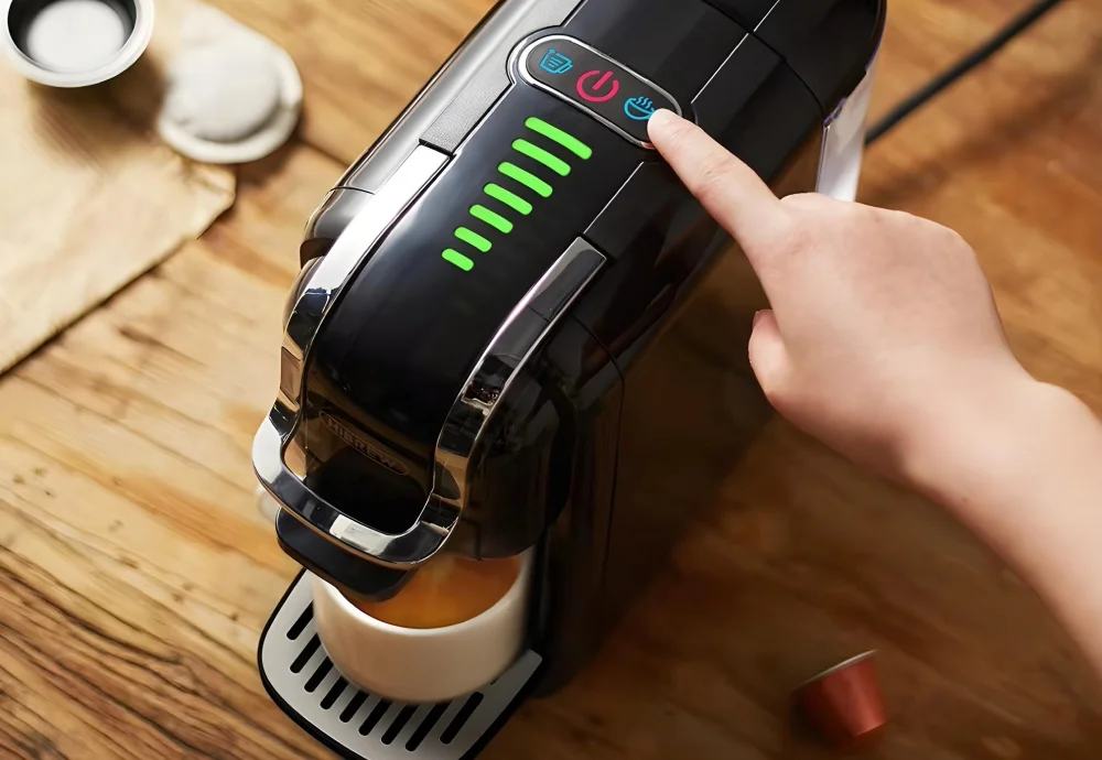 coffee machine and capsules